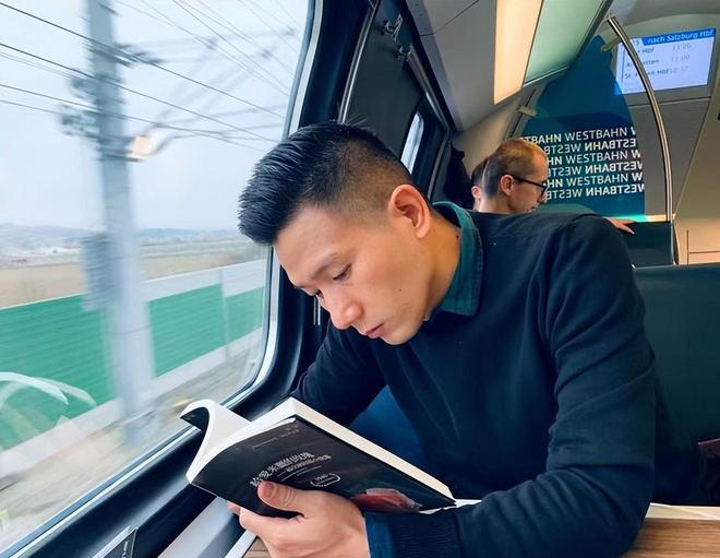 胤看看汤唯就知道了他们真的愿意带孩子PG电子麻将胡了2赵丽颖为什么找赵德(图18)